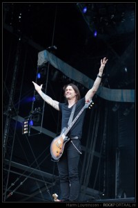 Alter-Bridge-191